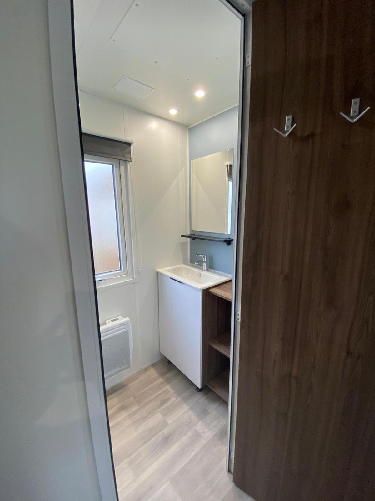 Mobil Home Familial Neuf De 2024 Pour 8 Personnes Valras-Plage Exteriör bild